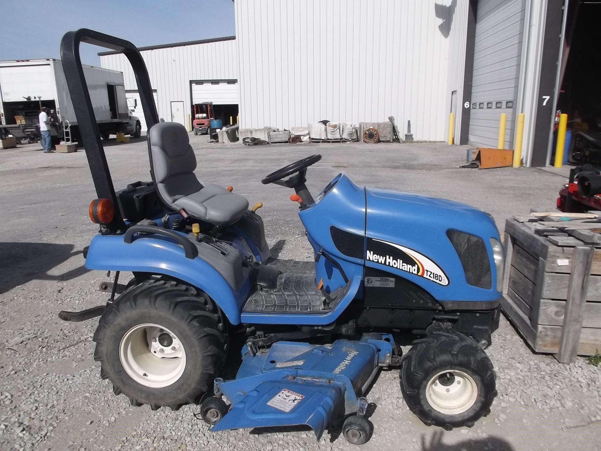 2005 New Holland TZ18DA Equipment Image0