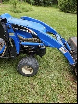 Image of New Holland TZ22DA equipment image 4