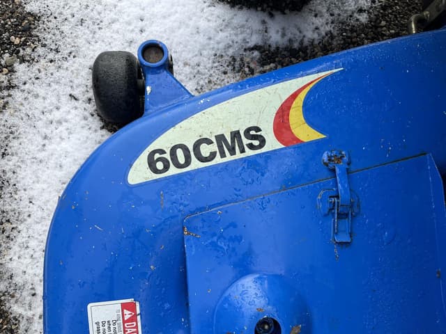 Image of New Holland TZ22DA equipment image 4