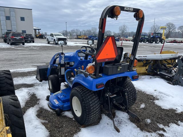 Image of New Holland TZ22DA equipment image 3