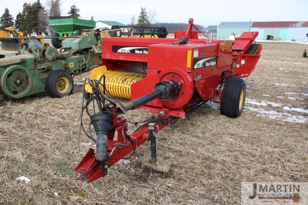 2005 New Holland 575 Equipment Image0