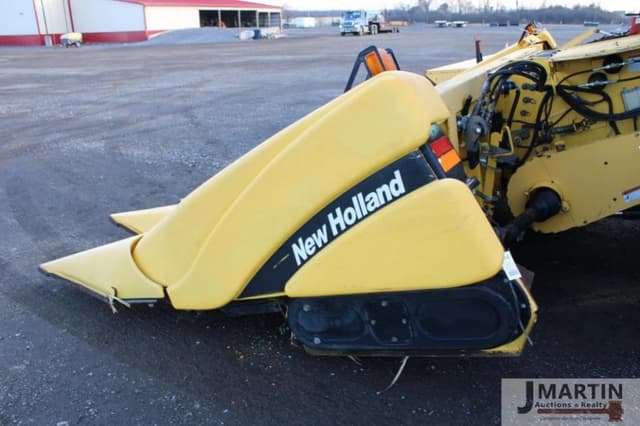Image of New Holland 98C equipment image 2