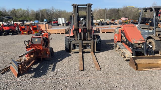 Image of Nissan 90 equipment image 1