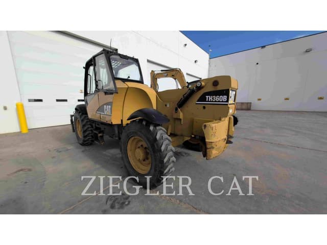 Image of Caterpillar TH360B equipment image 3