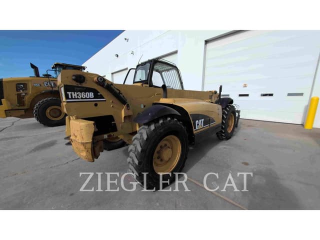 Image of Caterpillar TH360B equipment image 2