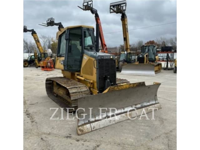 Image of John Deere 550J equipment image 1