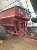 2005 Parker 739 Image