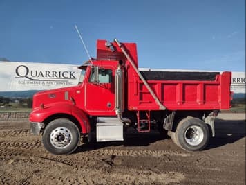 Main image Peterbilt 330