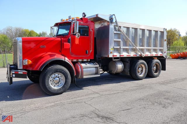 Image of Peterbilt 357 equipment image 1