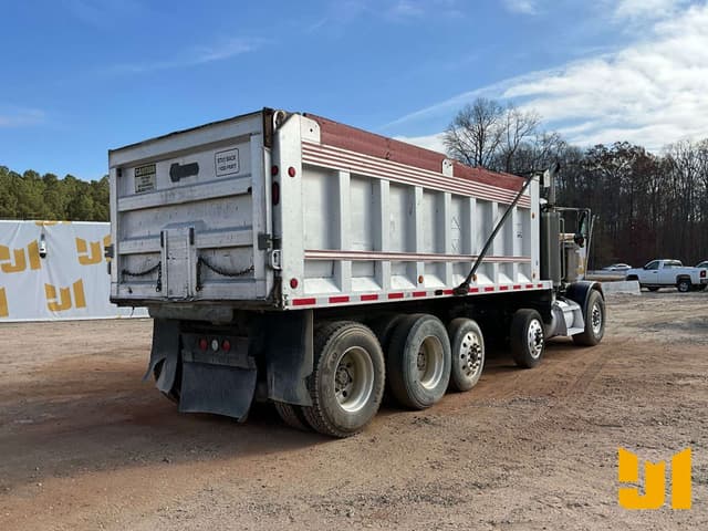 Image of Peterbilt 357 equipment image 4