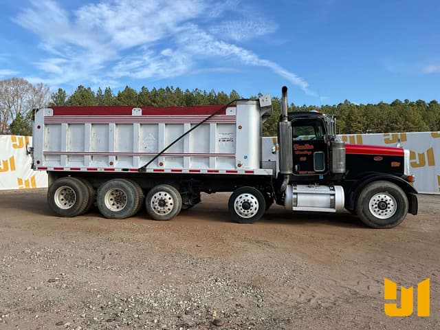 Image of Peterbilt 357 equipment image 3