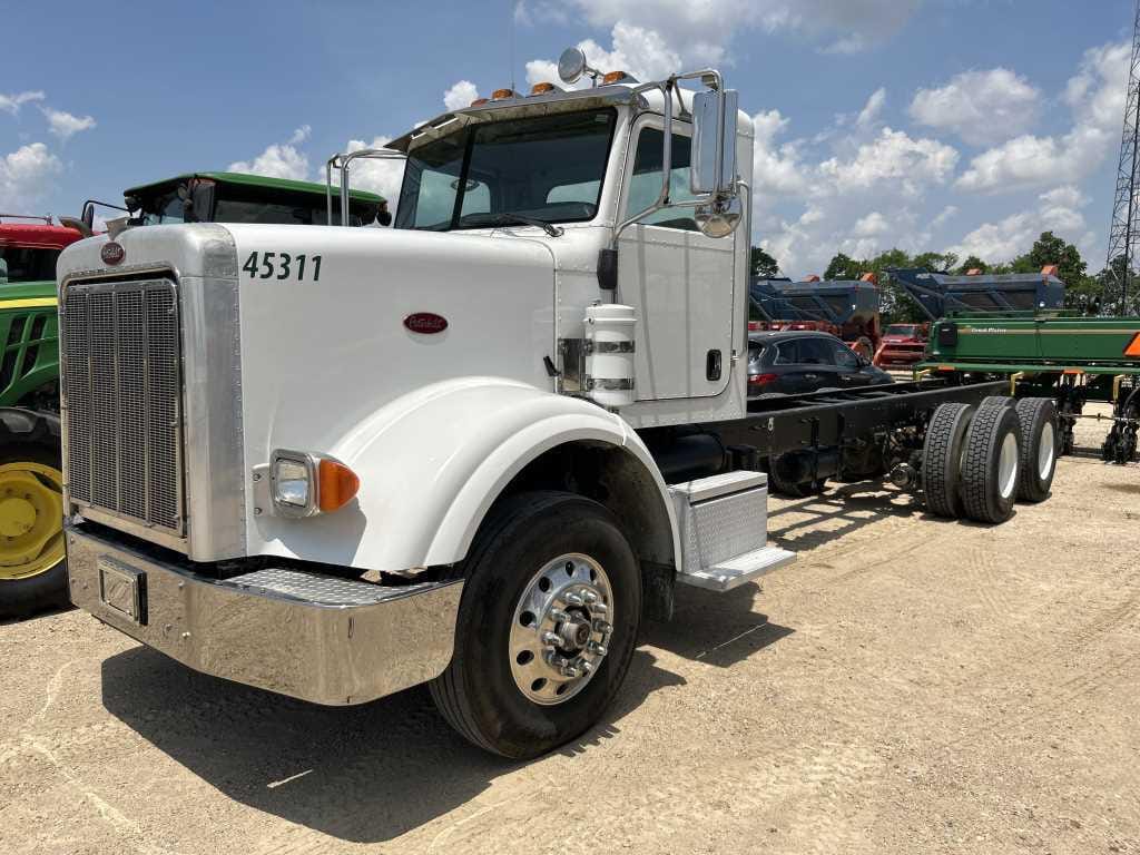 Main image Peterbilt 357