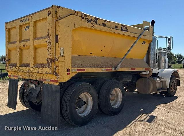 Image of Peterbilt 378 equipment image 4