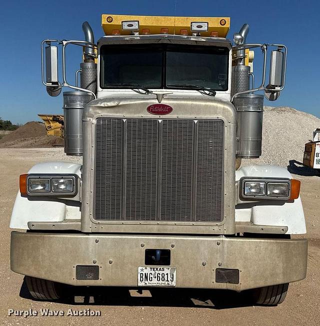 Image of Peterbilt 378 equipment image 1