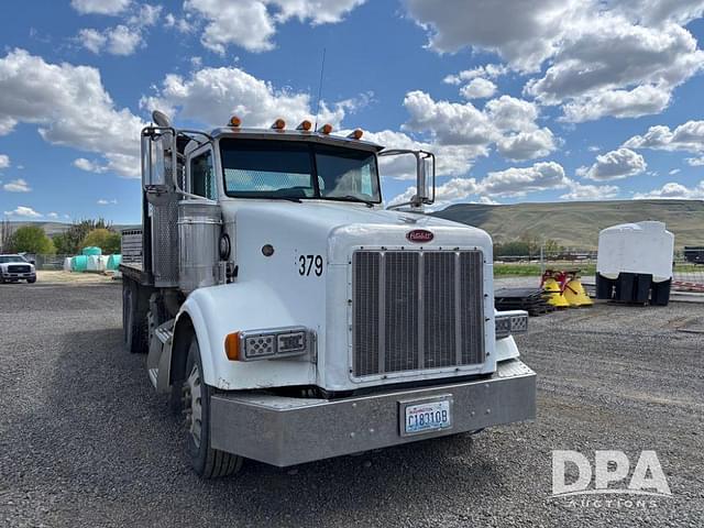 Image of Peterbilt 378 equipment image 4
