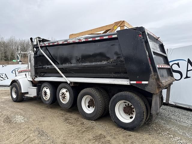 Image of Peterbilt 378 equipment image 2