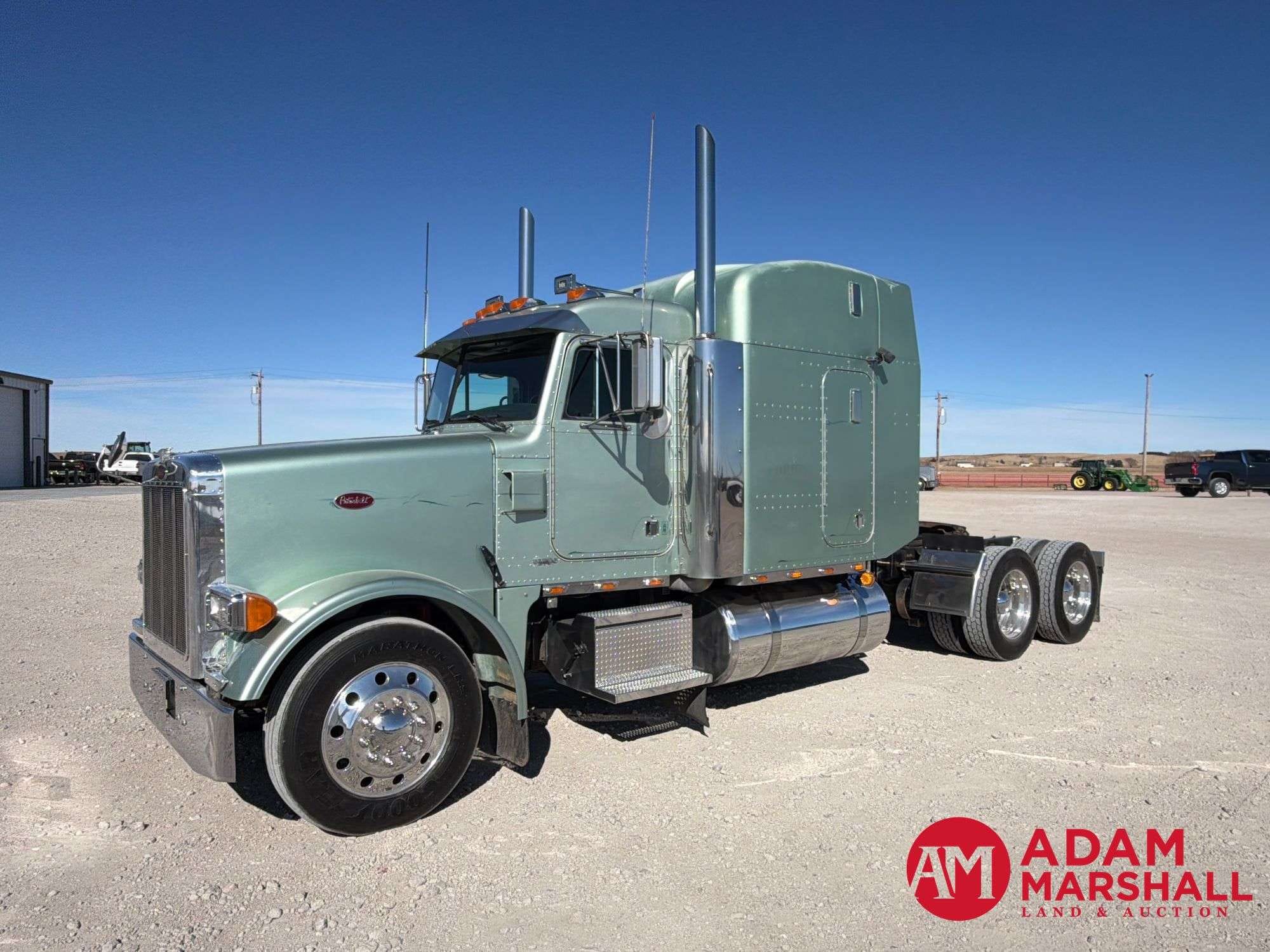 2005 Peterbilt 378 Equipment Image0