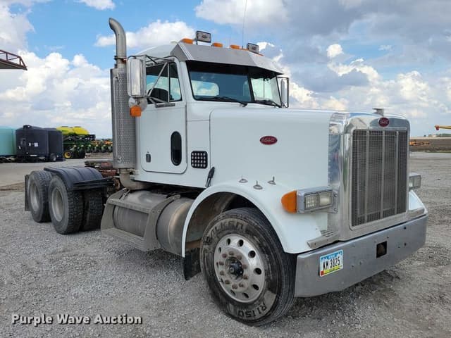 Image of Peterbilt 378 equipment image 2