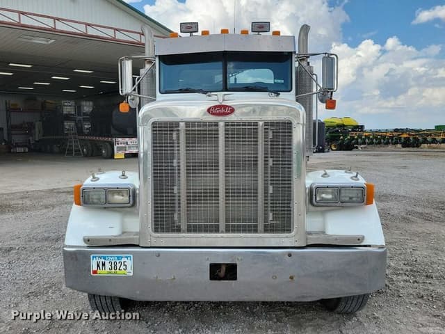 Image of Peterbilt 378 equipment image 1