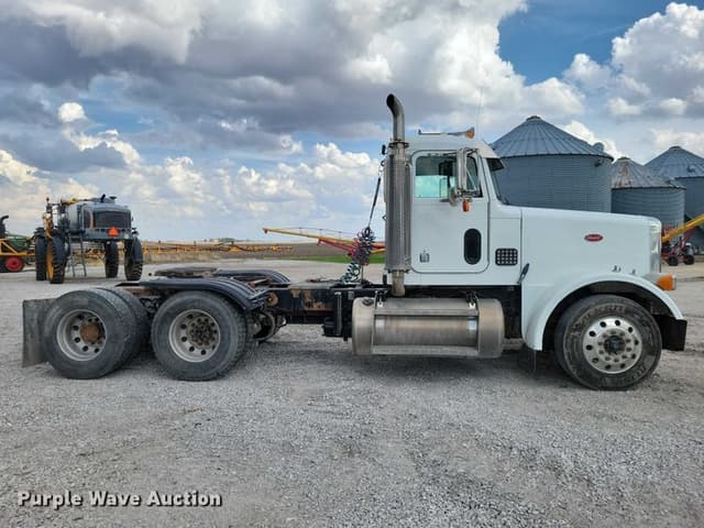 Image of Peterbilt 378 equipment image 3