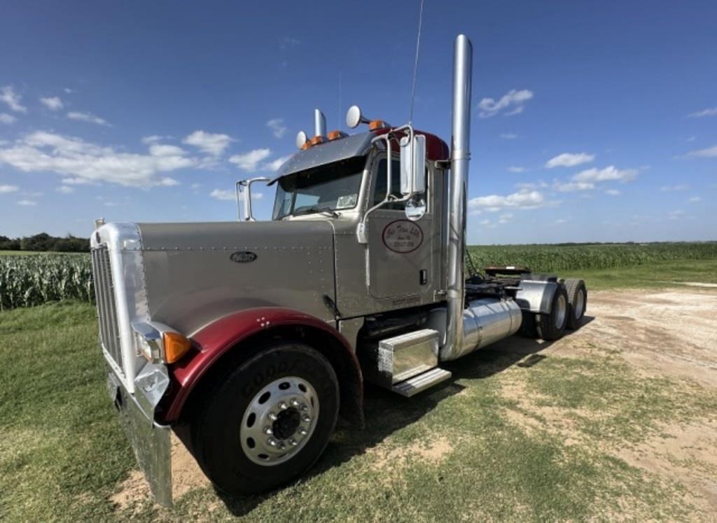 Image of Peterbilt 379 Primary image