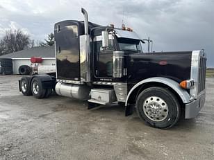 Main image Peterbilt 379 11