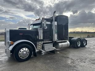 Main image Peterbilt 379 15