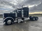 Thumbnail image Peterbilt 379 3