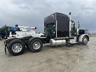 Main image Peterbilt 379 9