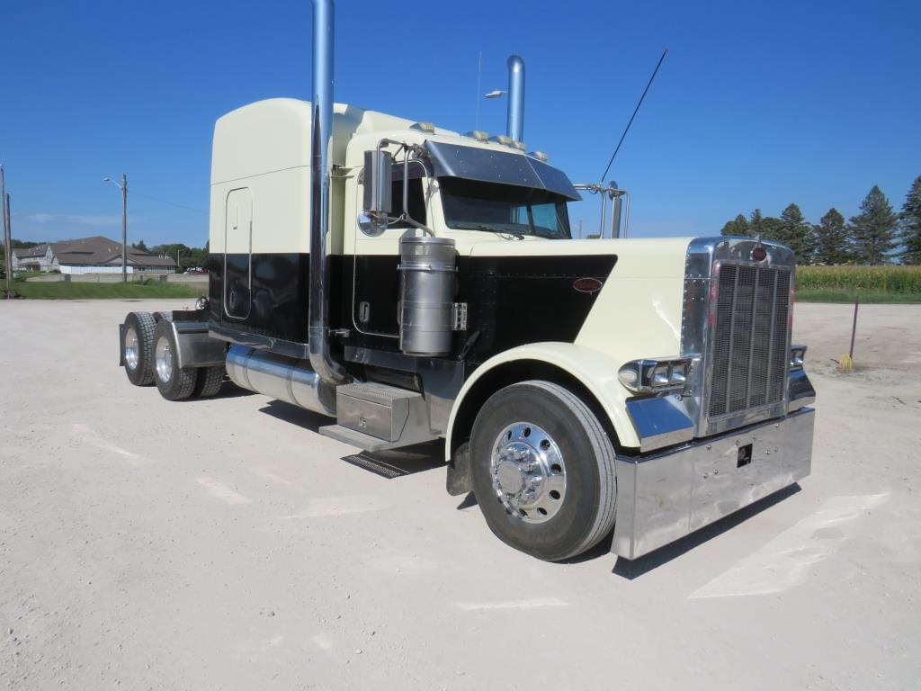 Image of Peterbilt 379 Primary image