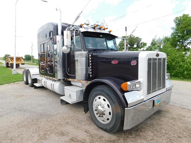 Image of Peterbilt 379 equipment image 1