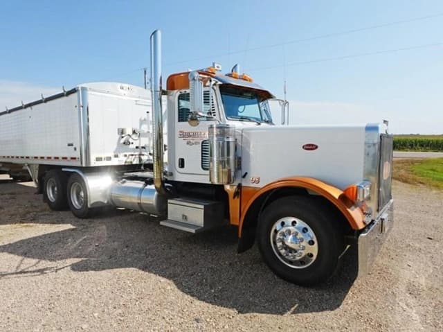 Image of Peterbilt 379 equipment image 2