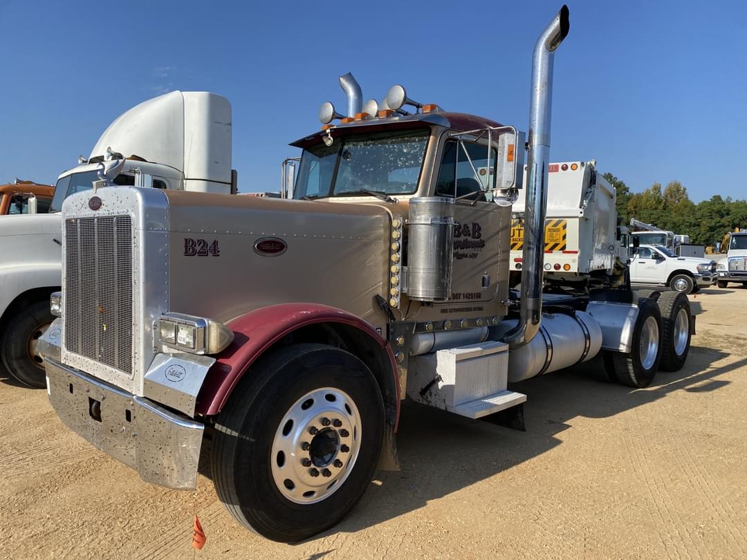 Image of Peterbilt 379 Primary image