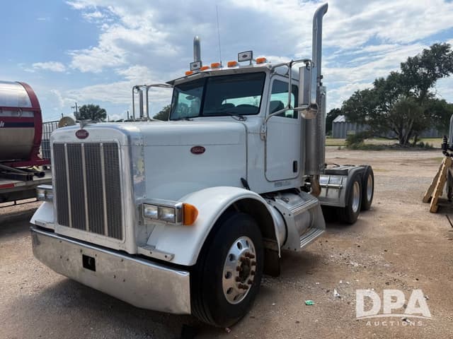 Image of Peterbilt 379 equipment image 2