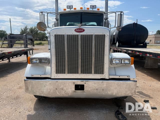 Image of Peterbilt 379 equipment image 1