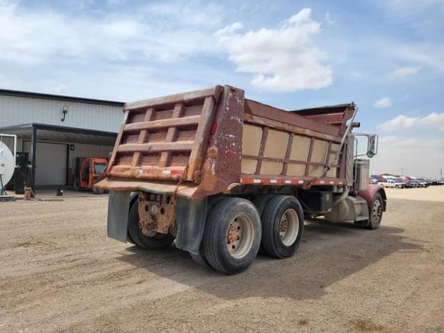 Image of Peterbilt 379 equipment image 4