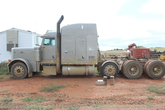 Image of Peterbilt 379 equipment image 3