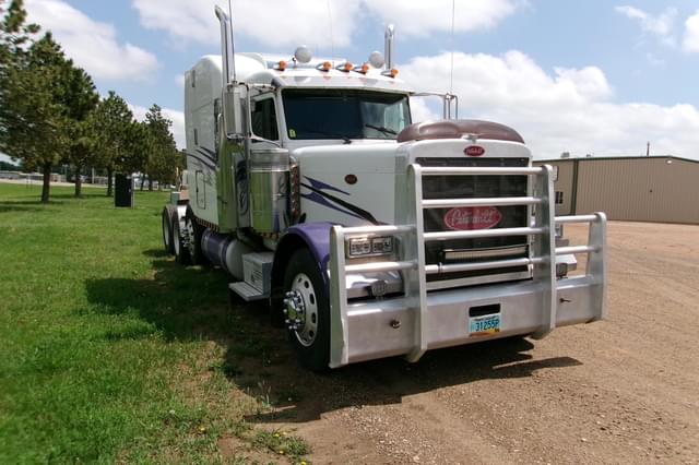 Image of Peterbilt 379 equipment image 4
