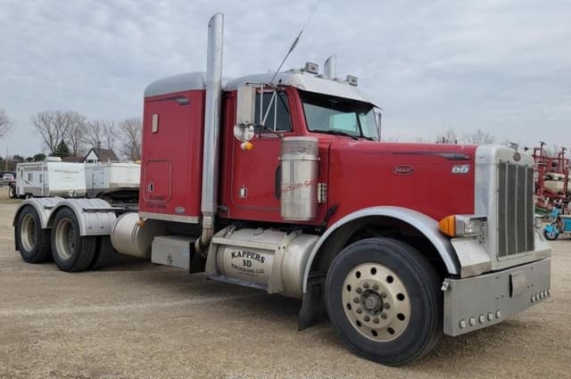 Image of Peterbilt 379 equipment image 1