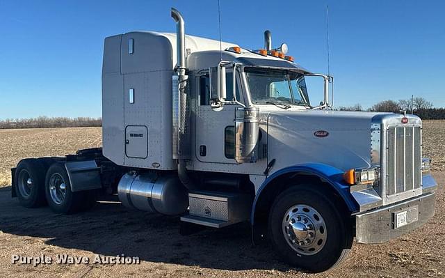 Image of Peterbilt 379 equipment image 2