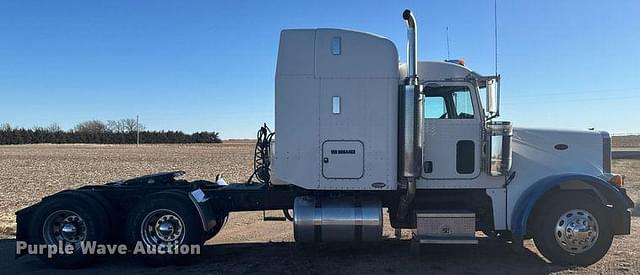 Image of Peterbilt 379 equipment image 3