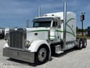 2005 Peterbilt 379 Image