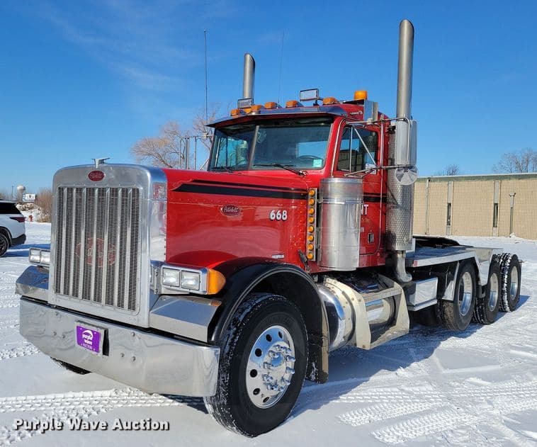 Image of Peterbilt 379 Primary image