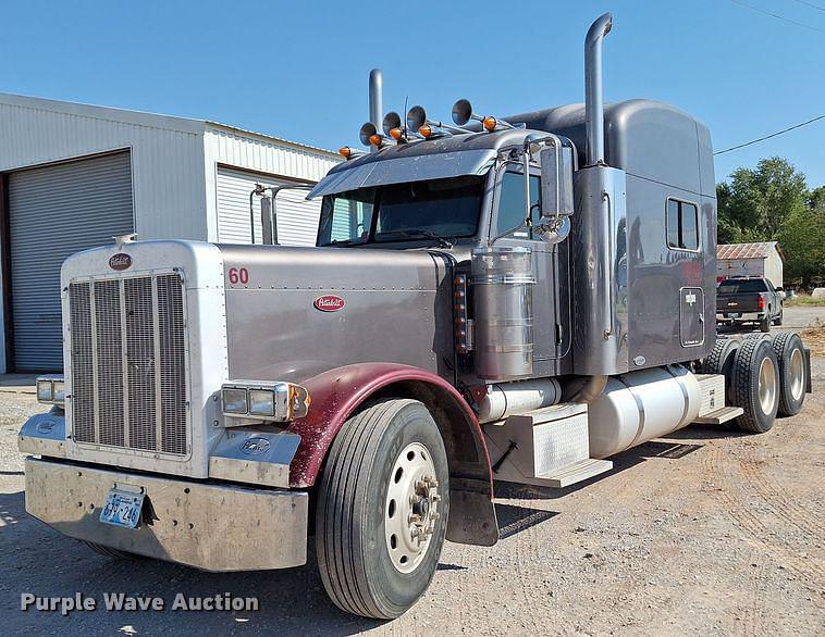 Image of Peterbilt 379 Primary image