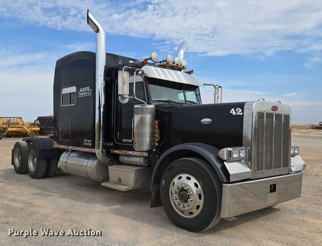 Image of Peterbilt 379 equipment image 2