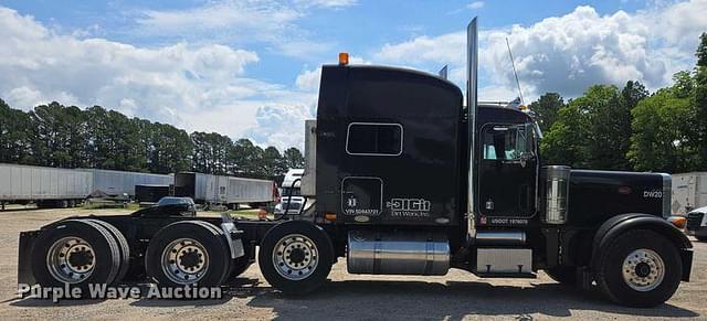 Image of Peterbilt 379 equipment image 3