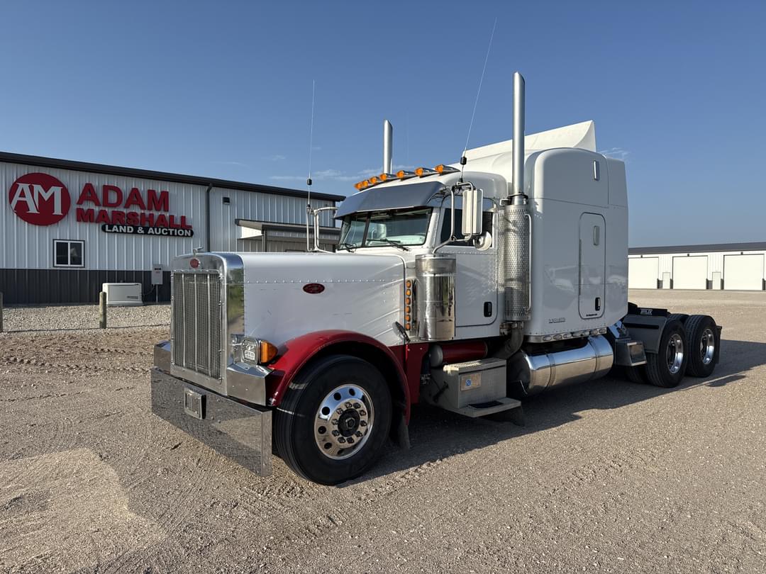 Image of Peterbilt 379 Primary image