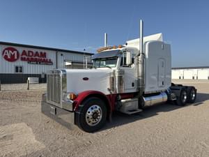 2005 Peterbilt 379 Image