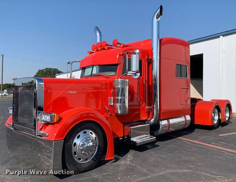 Image of Peterbilt 379 Primary image