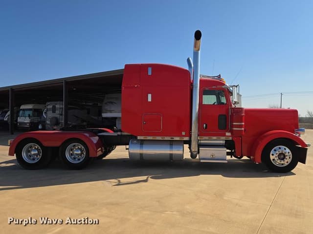 Image of Peterbilt 379 equipment image 3